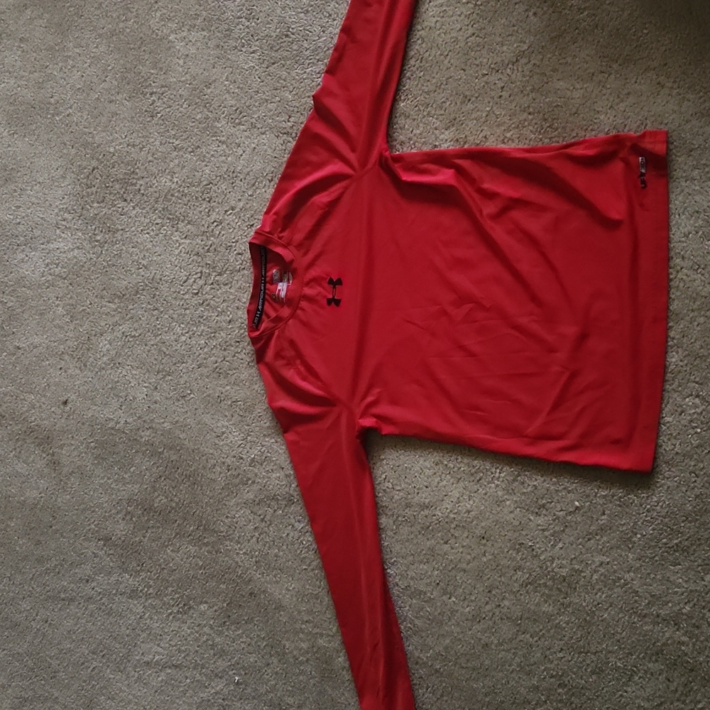 Boys Under Armour dry fit shirt